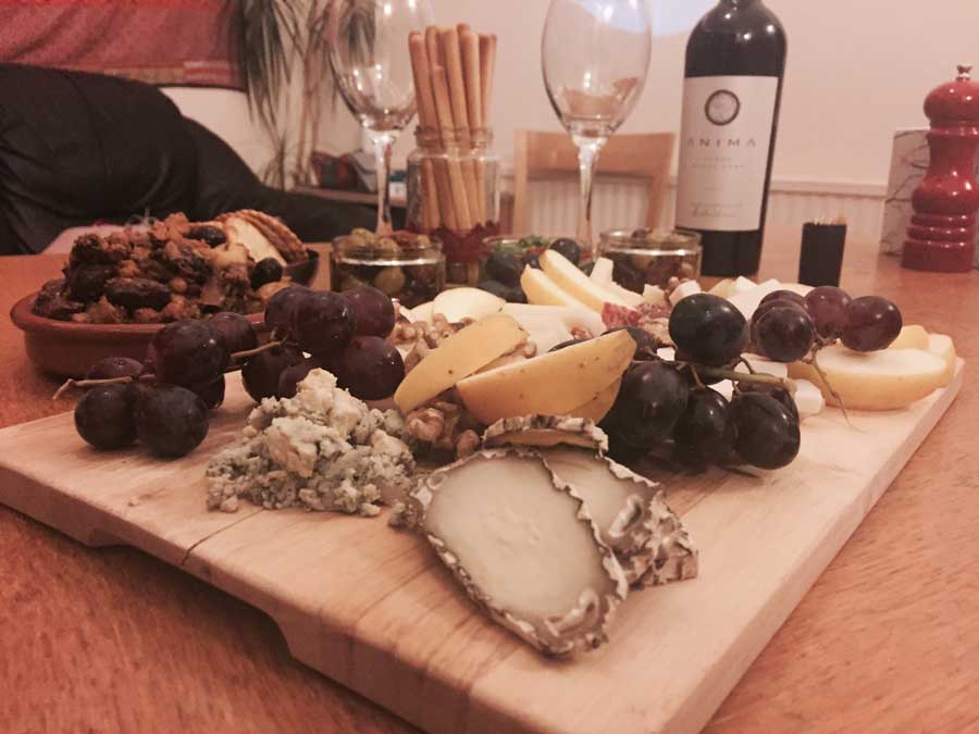 A foodie’s weekend #3: Cheese, wine and Luis Buñuel | Berries and Spice