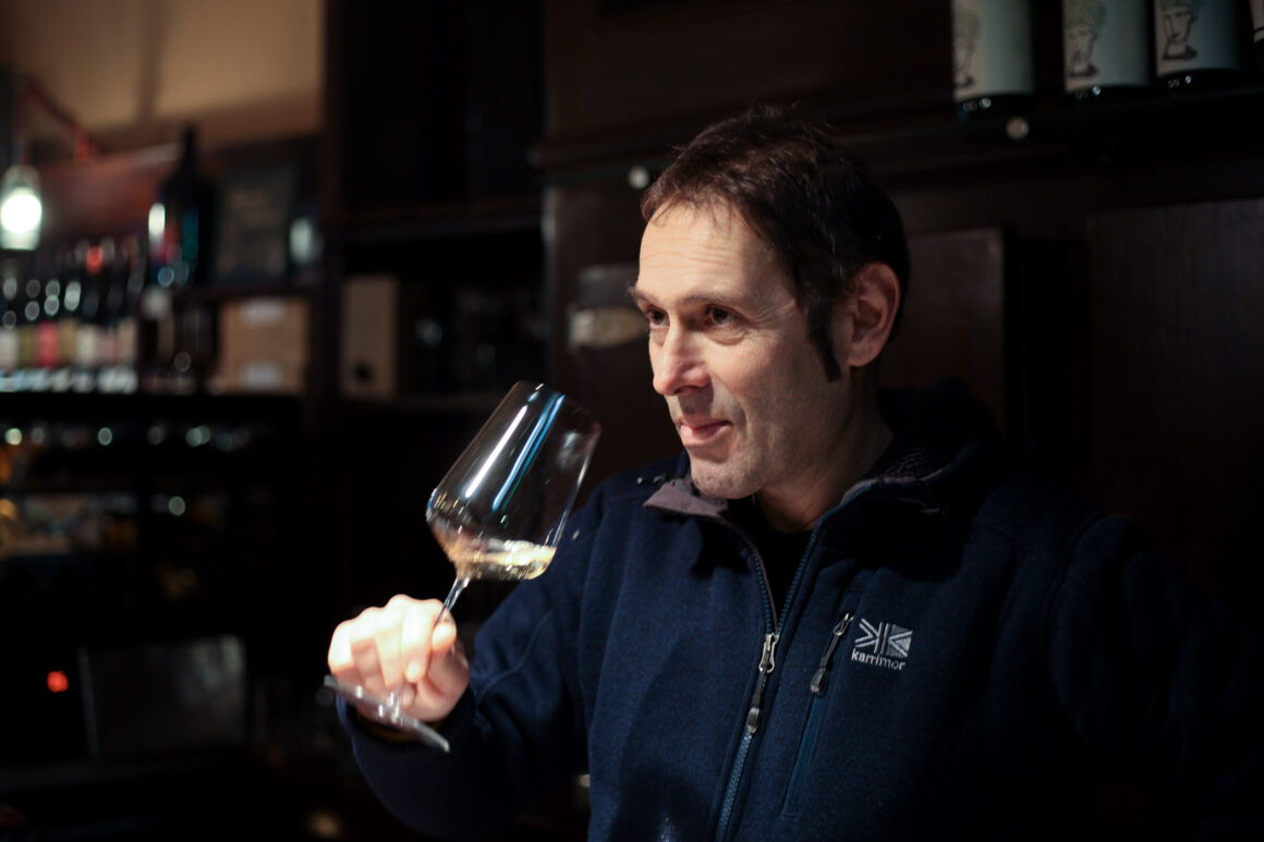 Vinifero has become a staple of natural wine in Vienna. Discover the story of Enrico Bachechi, how he fell in love with natural wine and how it all started.